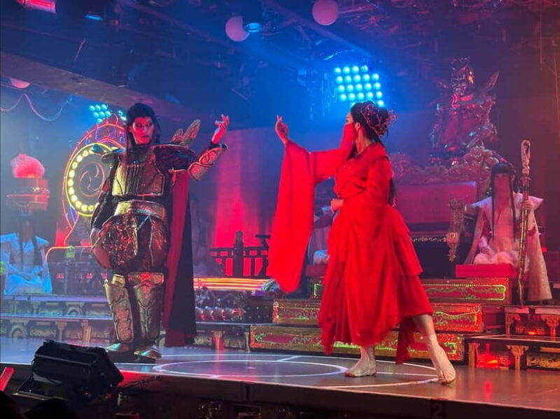 Tokyo: Samurai Restaurant Show Ticket with 2 Drinks - What Is the Samurai Restaurant Show?