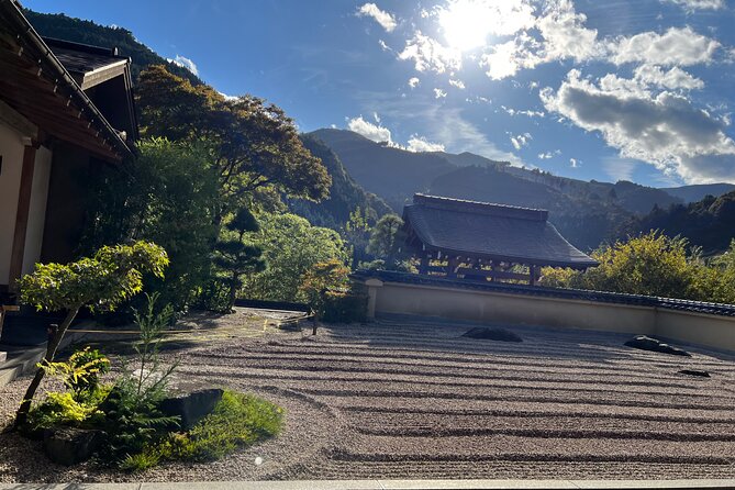 Tokyo Seasonal Peaks Discovery - Insider Tips for Enjoying the Seasonal Peaks