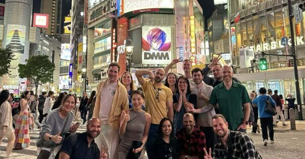 Tokyo: Shibuya Night Waling & Food Tour - Must-See Landmarks