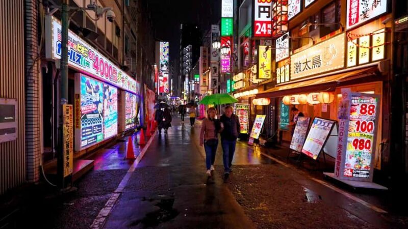 Tokyo: Shinjuku Back-Alley Food and Local Culture Tour - Exploring Shinjuku’s Hidden Corners