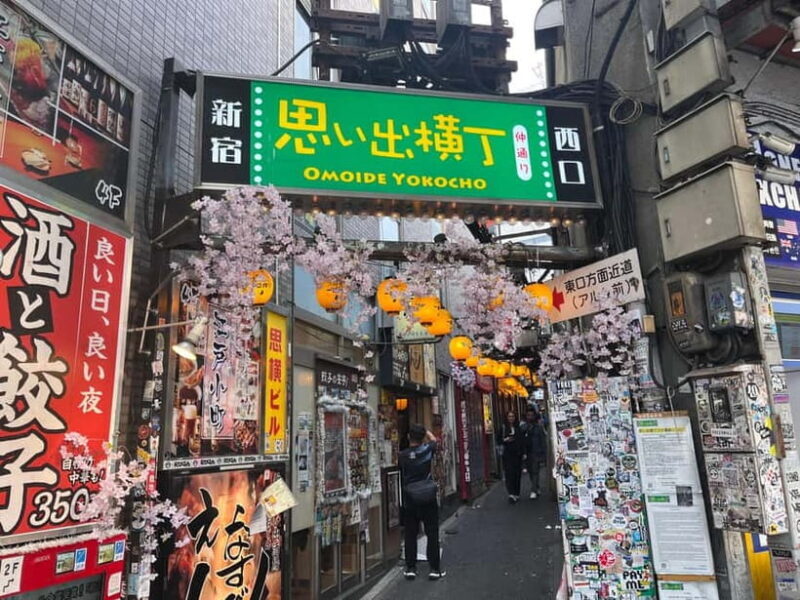 Tokyo: Shinjuku Guys' Night Out Tour (Eat, Drink, & Mingle) - Practical Details and Logistics