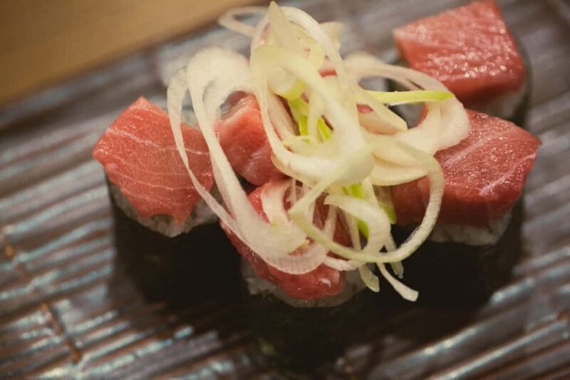 Tokyo: Shinjuku Izakaya and Golden Gai Bar Hopping Tour - Introduction