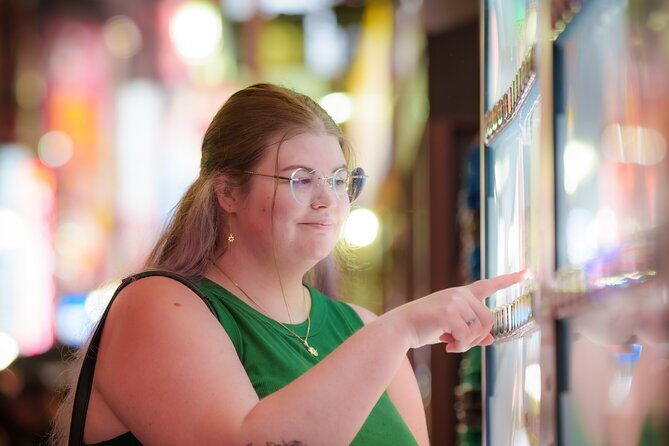 Tokyo Shinjuku Night Photo Tour with Pro Gota - Who Should Book This Tour?