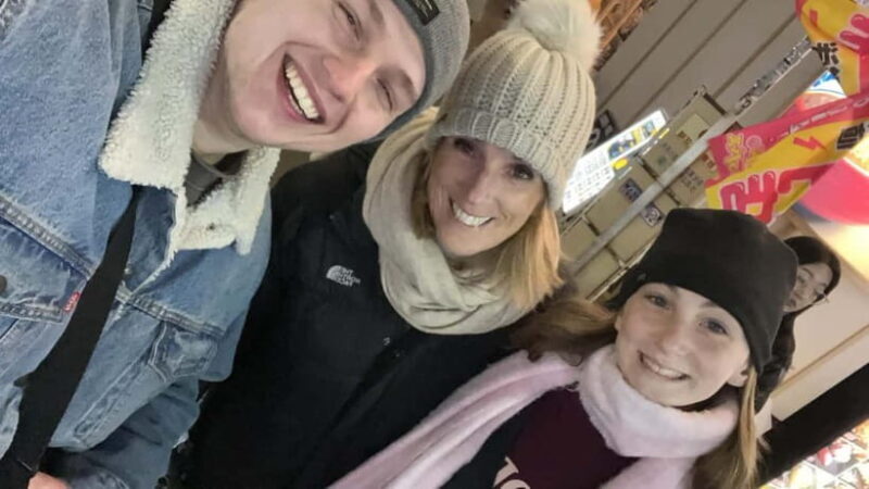 Tokyo Shinjuku : Private Walking Night Tour with Pachinko - Uncovering Shinjuku’s Gaming Culture through Pachinko