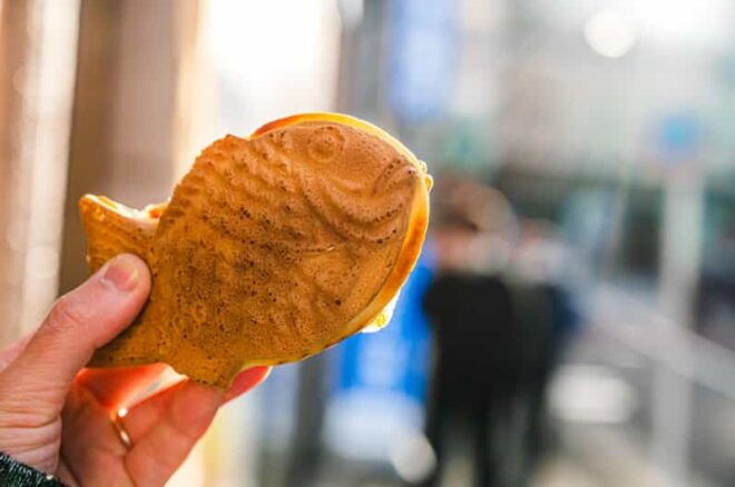 Tokyo Shinjuku: Taiyaki Cooking Class - Experience Highlights