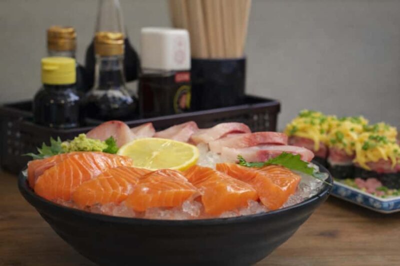 Tokyo - Shinjuku's Most Underrated Eats (3 stops, 3 drinks) - Good To Know