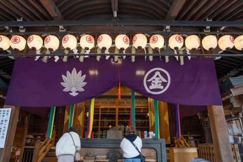 Tokyo: Shinto and Buddhism Walking Tour with Guide - Experience the Spiritual Heart of Tokyo: A Guided Shinto and Buddhism Walking Tour