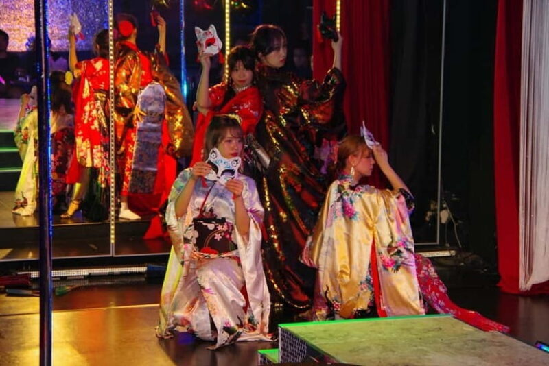 Tokyo: Show Club Nest Cabaret Show with Unlimited Drinks - What to Expect During the Evening