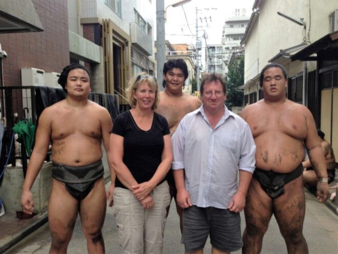 Tokyo: Sumo Morning Practice Viewing Tour - Impressive Sumo Wrestlers