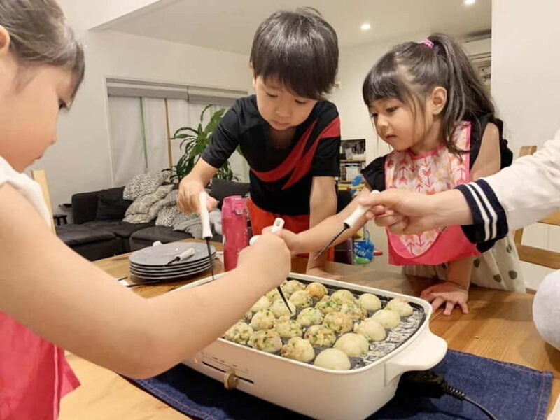 Tokyo: Takoyaki Cooking at Local Home - Good To Know