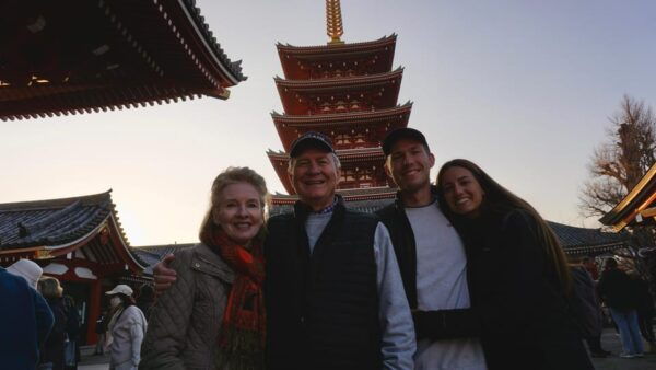 Tokyo: The Ultimate Self Guided Tour // Made by Local Guides - Exploring Iconic Landmarks