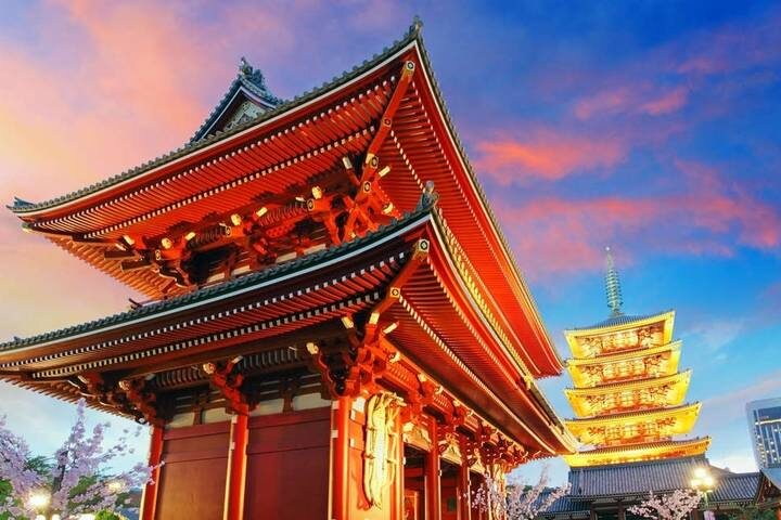 Tokyo to Osaka by Rail - Private Tour (14 Days) with Explore! - Matsumoto and Jigokudani: castle walls and macaques