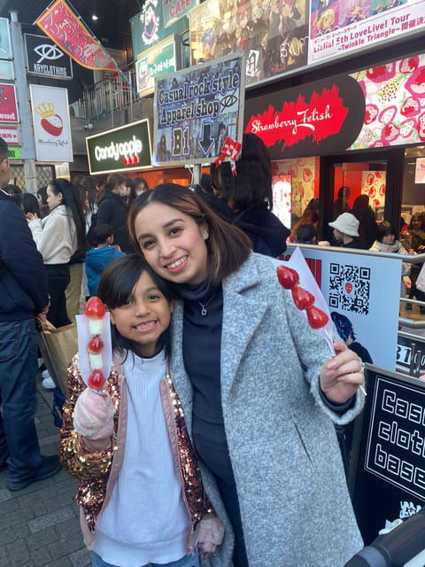 Tokyo Tour in Spanish (Shibuya - Harajuku - Shinjuku) - Explore Shinjuku