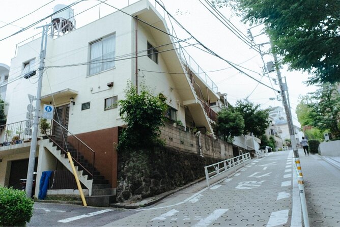 Tokyo Tour Off-The-Beaten-Path, Shimokitazawa With a Local, Private Custom - Finding the Best Spots