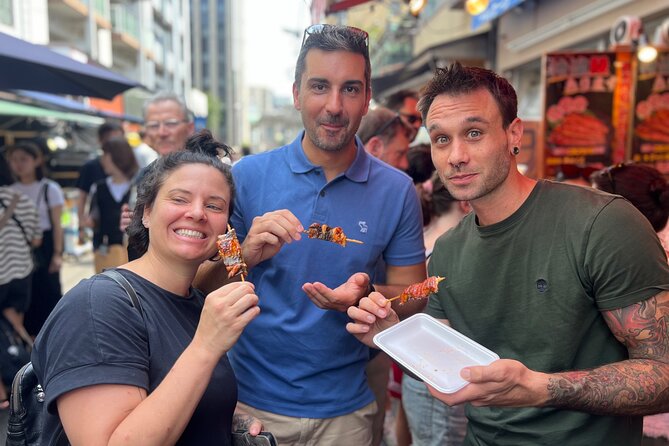 Tokyo Tsukiji Fish Market Food and Walking Tour - Enjoying the Culinary Delights