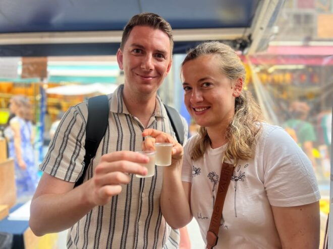 Tokyo: Tsukiji Fish Market Food and Walking Tour - Culinary Insights