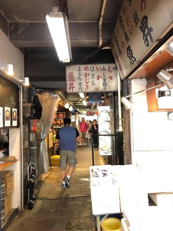 Tokyo: Tsukiji Market Tour with Huge crab Photo by insider - Authenticity and Insider Knowledge