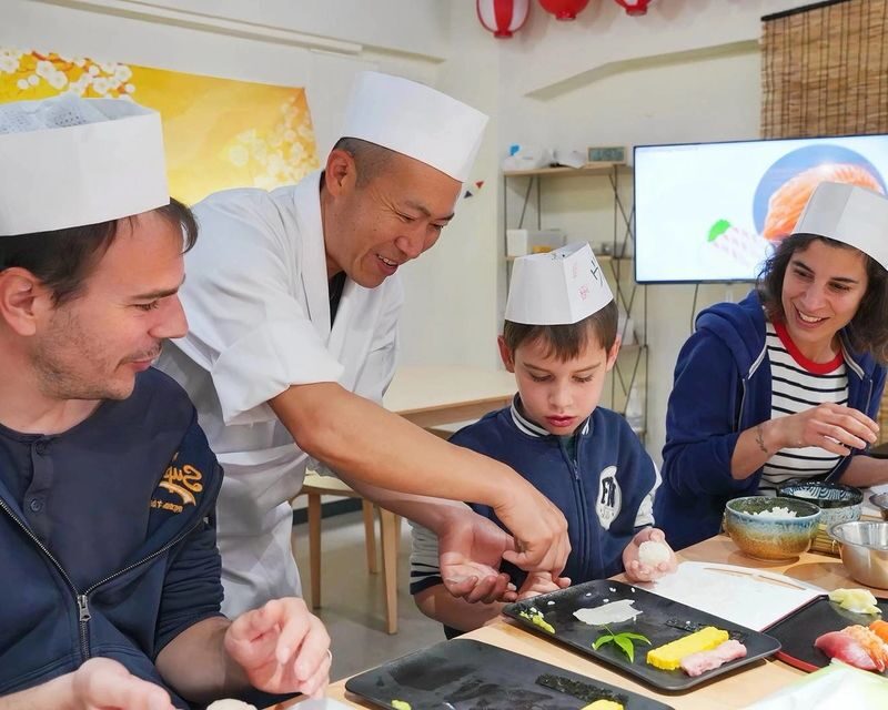 Tokyo Tsukiji Outer Market Half-Day Tour with Sushi Making - A four-hour morning, with a possible Shinjuku finish