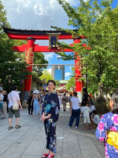 Tokyo: Walking Tour in Shitamachi With a Local Incl 1 Drink - Highlights
