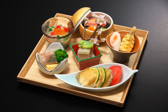 Tokyo: Yakatabune Private Lunch/Dinner Cruise - Common Questions
