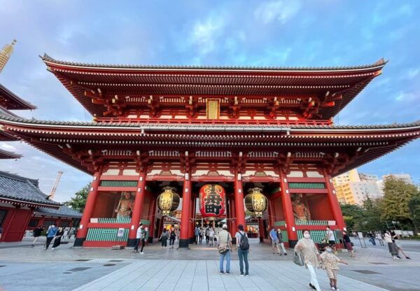 Tokyo:Asakusa Tour With University Students With Kimono Worn - Tips for Participants