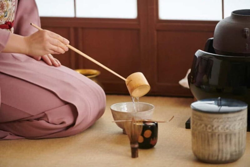 Tokyo:(Near teamLab)Private Group Traditional Tea Ceremony - The Experience in Detail