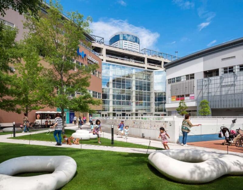 Tokyo's Hidden Gem: Modern Toyosu Market Coastal Tour - Practical Details and What to Expect