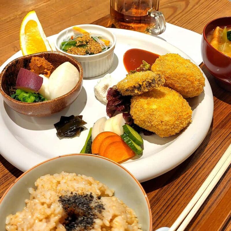 Tokyos Vegan Scene: A Plant-based Adventure - Exploring Tokyo’s Vegan Hotspots