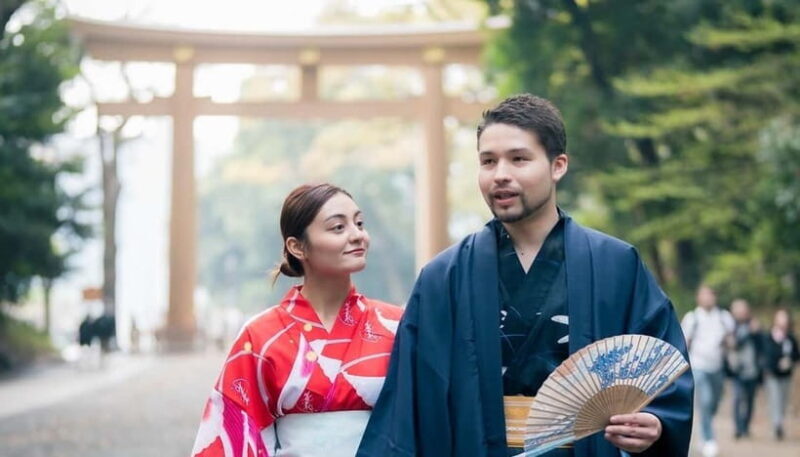:Tokyo,Shibuya /Meiji Shrine tour in KIMONO/English-friendly - A Closer Look at the Experience
