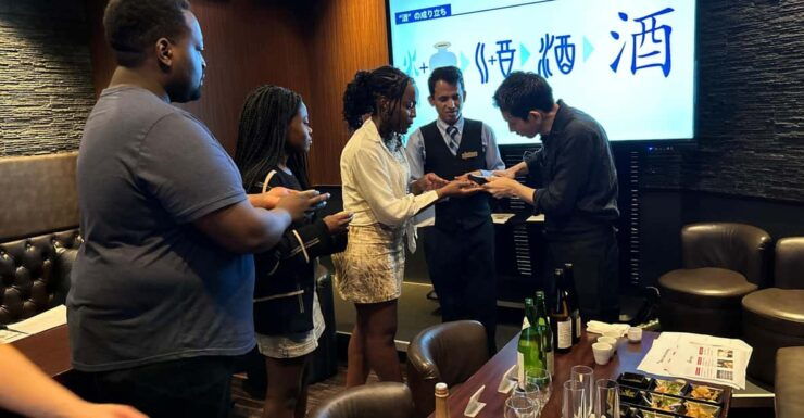 Tokyoshinjukuyasukuni: Sake Tasting Experience With Snacks - Good To Know