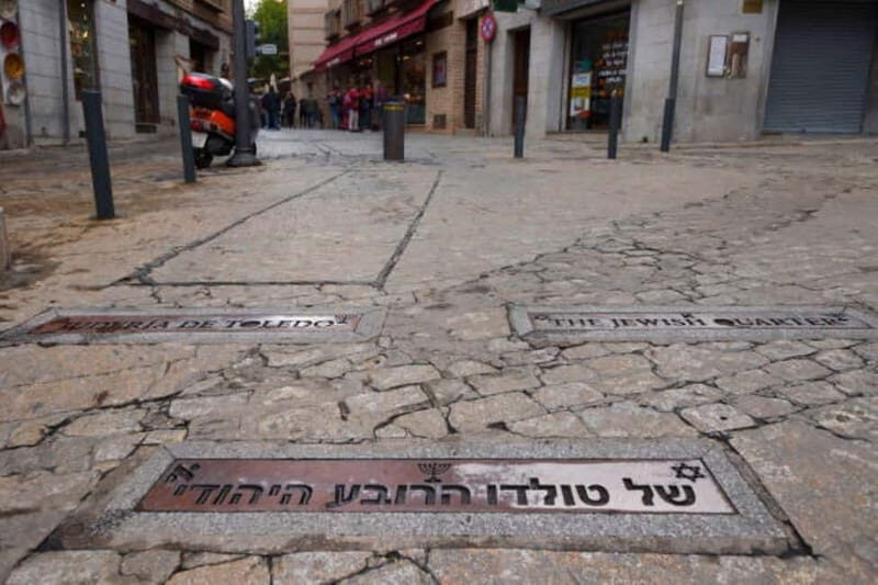 Toledo al Completo con Patio-Casa Palacio - FAQ