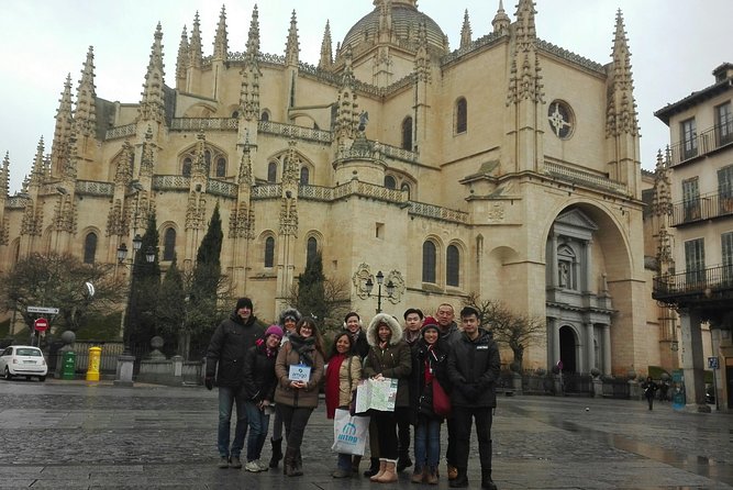 Toledo and Segovia Private Tour With Pick-Up From Madrid - Customer Feedback