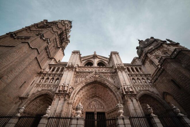 Toledo: Cathedral Tour With a Local Guide - Full Description