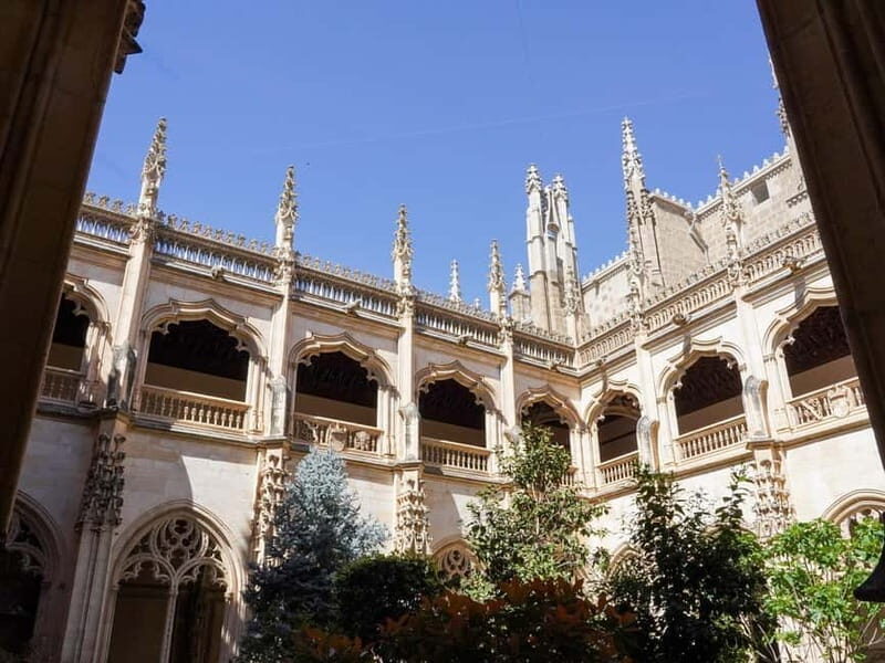 Toledo & Escorial Full-Day Tour + Optional Valley of Fallen - Who Should Consider This Tour?