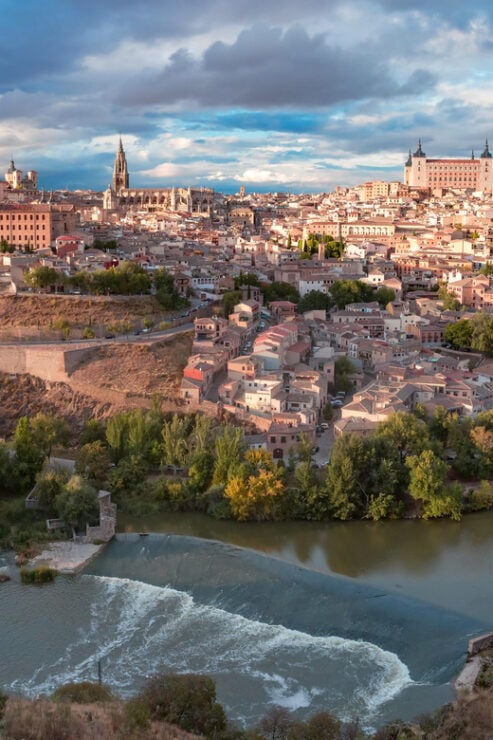 Toledo: Essential Monuments: Alcázar, Cathedral, Synagogue - Key Monuments and Itinerary