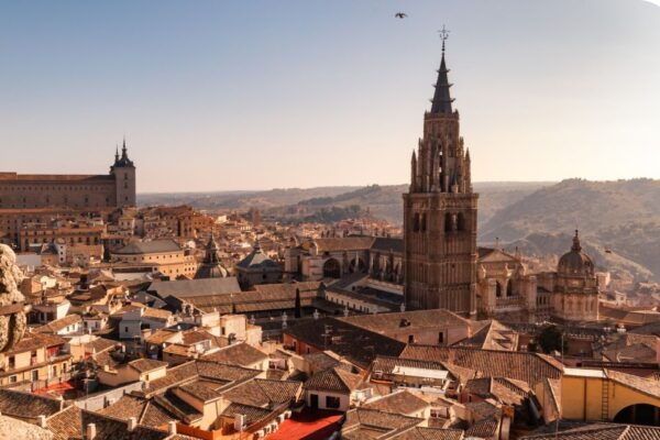 Toledo: First Discovery Walk and Reading Walking Tour - The Sum Up