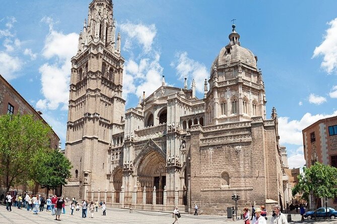 Toledo Full Day on Your Own With Tourist Train of Toledo - Meeting and Pickup