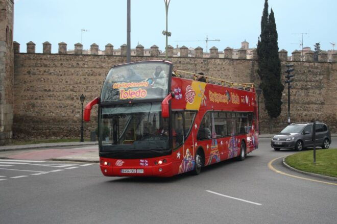 Toledo: Hop-On Hop-Off Bus Tour, Walking Tour & Alcazar - Tour Information
