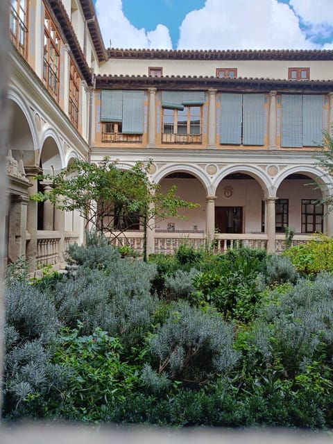 Toledo: Marzipan Convent Route With Tasting and Wine - Discovering the History of Marzipan in Toledo