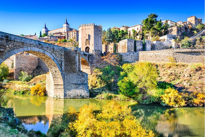 Toledo : Private Custom Walking Tour With A Pro Guide - Pickup Information