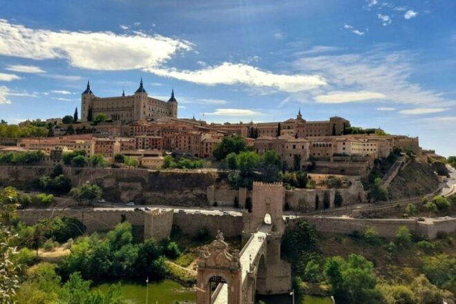 Toledo: Private Walking Tour With a Local Guide - Directions