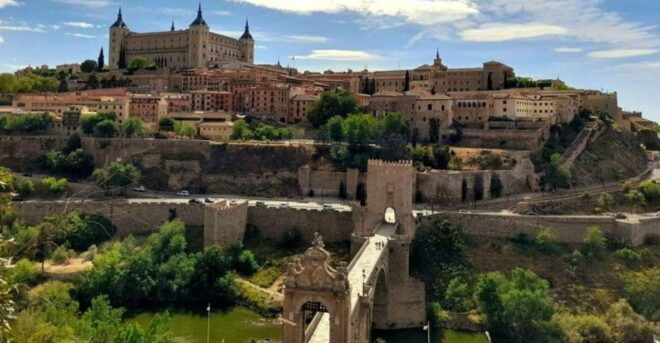 Toledo: Private Walking Tour With a Local Guide - Frequently Asked Questions