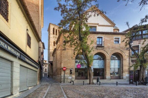 Toledo: Private Walking Tour With a Local Guide - Common Questions