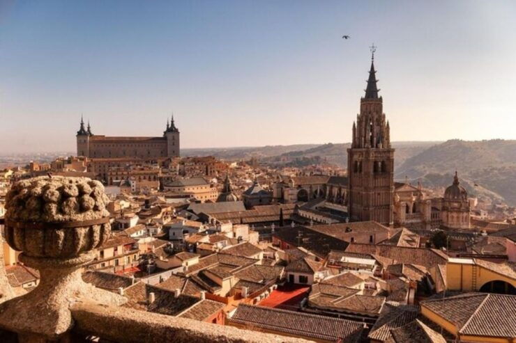 Toledo : Private Walking Tour With a Pro Guide - Good To Know