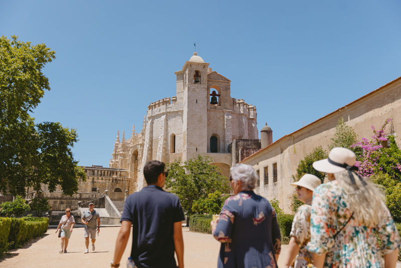 Tomar and Almourol Castle Knights Templar Tour from Lisbon - Timing, comfort, and who should book