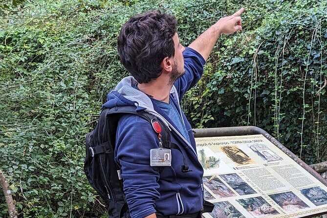 Tomb Hunting and Trekking Adventure in Sovana - Exploring Sovana’s Ancient Necropolis