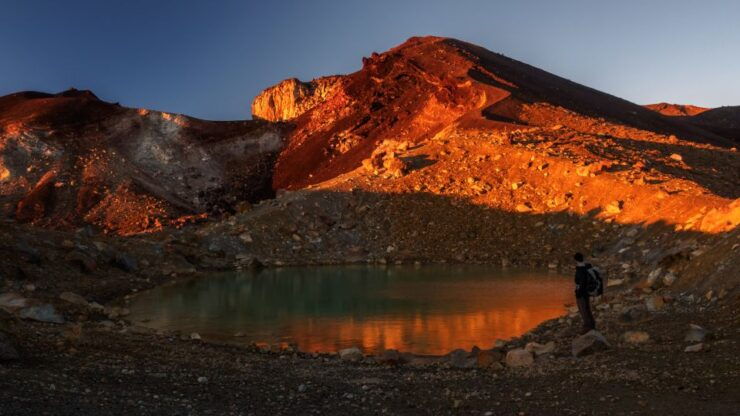 Tongariro Alpine Crossing: Premium Guided Hike - Experience