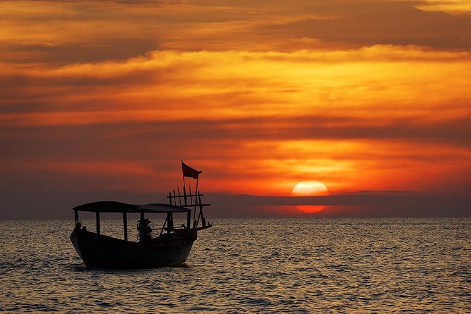 Tonle Sap Lake Sunset Cruise Small Group From Siem Reap - Important Information