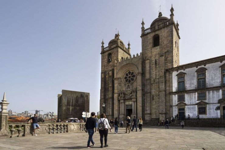 Top 10 Porto Highlights & Hidden Gems: Private Custom Tour - Clérigos Tower Exploration