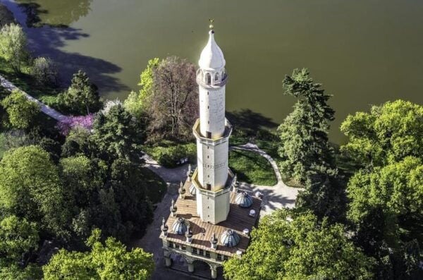 TOP of Moravia: Lednice Castle + Park Tour (From Bratislava) - Customer Reviews